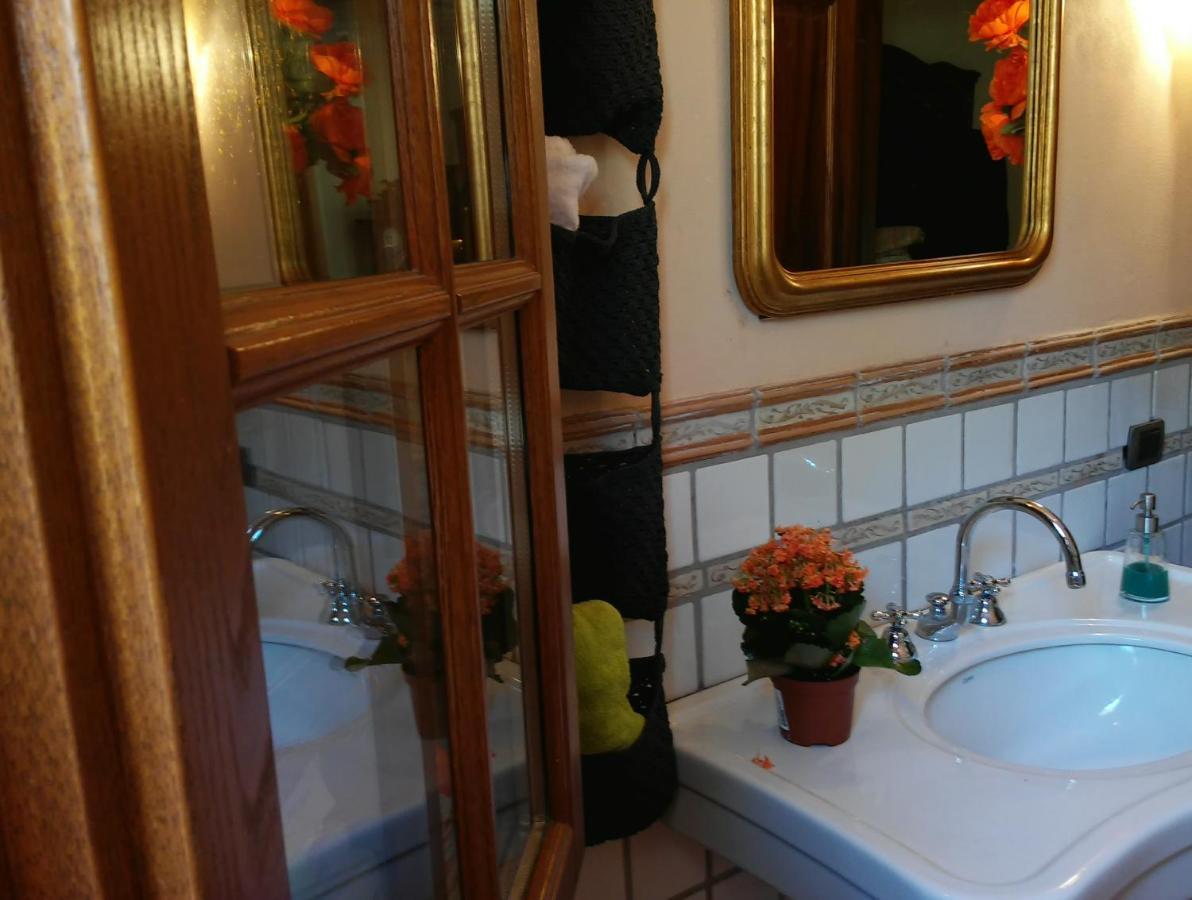 Room In Villa - Room In The Hills With Garden And Sea View San Salvatore  Dış mekan fotoğraf
