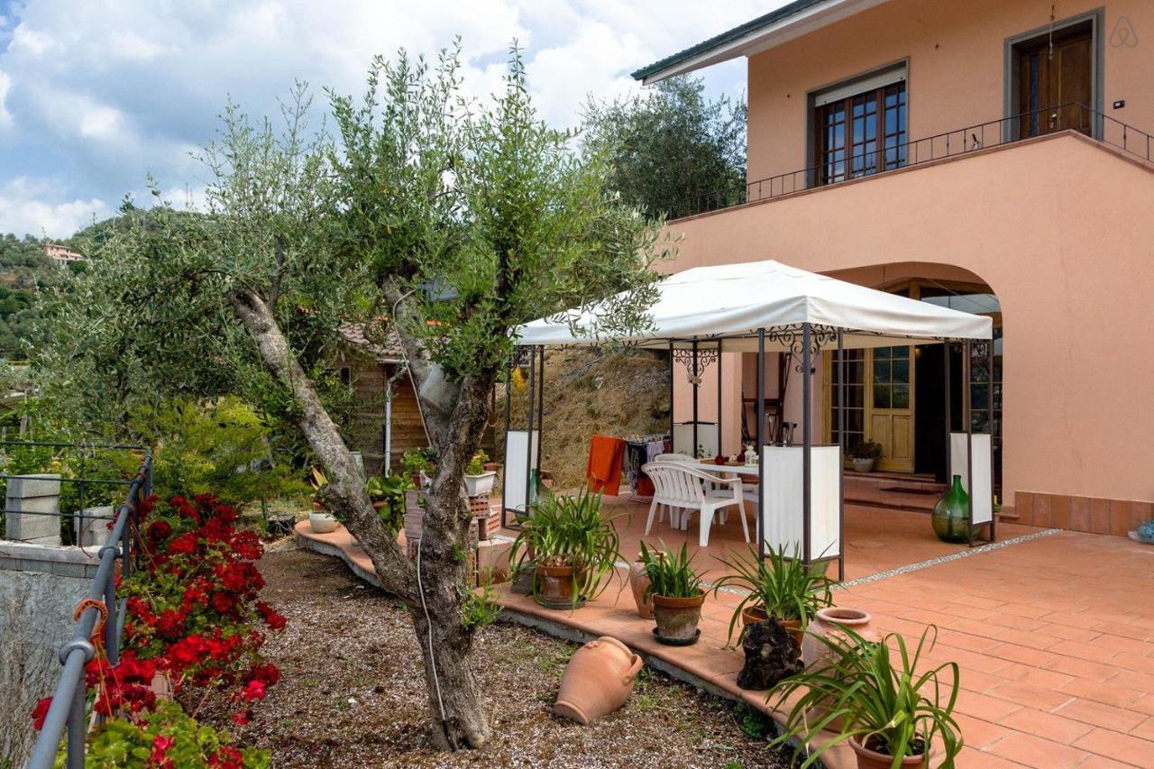 Room In Villa - Room In The Hills With Garden And Sea View San Salvatore  Dış mekan fotoğraf